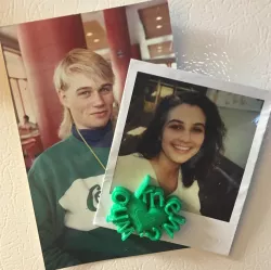"WHO KNEW?" refrigerator magnet (with a heart)