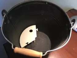 flower pot with water reservoir insert