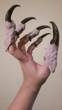 Functional Claws!