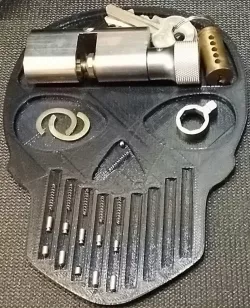 Large Skull Pinning Tray