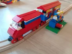 Lego Brio train wheel set