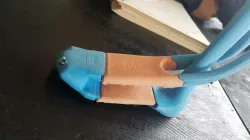 prótesis transfemoral para miembro inferior con materiales reciclados y con tecnología de impresión 3D