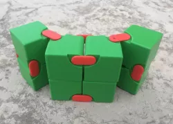 Snapping Hinged Infinity Cube, Magic Cube, Flexible Cube, Folding Cube, Yoshimoto Cube