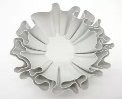 Wavy bowl