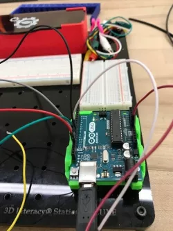 3DX Flashing LED Light with a Loop in a Loop Arduino Code