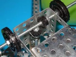 Conic gear for metallic constructor