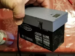 ML7-12 battery holder with meter