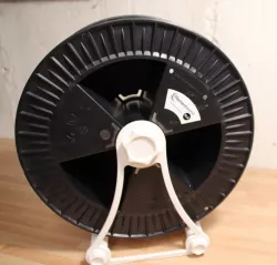 Spool holder for spools with 2.5Kg - Rollenhalter für 2.5Kg Rollen