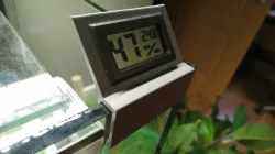 aquarium thermometer holder