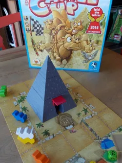 Dice Tower (Pyramid) for Camel-Up Board Game