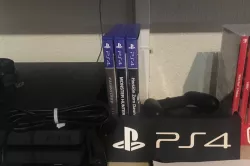 PS4 Game Stand