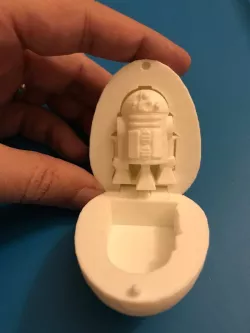 R2D2 Surprise Egg