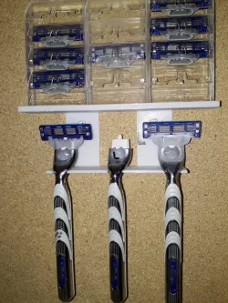 razor wall hanger with blade storage
