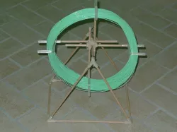 Filament spool holder (yawn) - with bearing