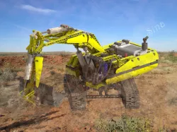LEGO Technic - Motorized Excavator