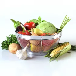 Vegetables in the basket 3D model