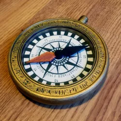 Linkle's Compass