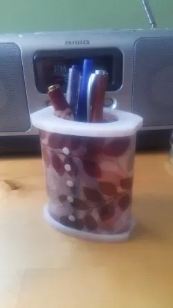 Pen Holder