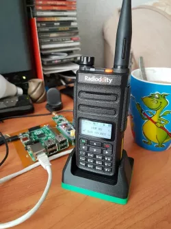 Radioddity GD-77 stand