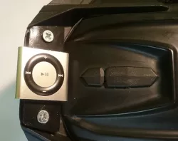 Simple IPod Shuffle Uvex Quatro Pro mount