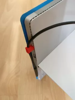Surface pro 4 DVI Cable holder