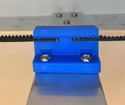 Ultra thin Y belt attachment