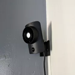 Wall mount & bracket for Simplisafe Camera