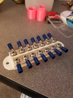 2 pole buss strip