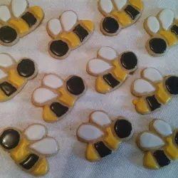 Bumble Bee Cookie Cutter