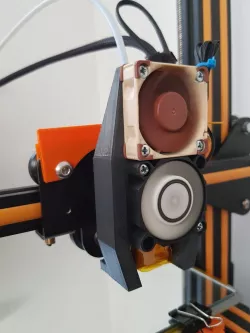 Creality CR-10 easy-print hotend fan housing /fangs for axial fans (40mm, 50mm)