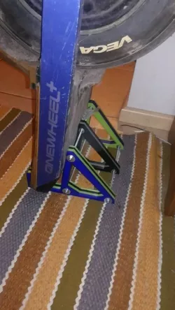 Onewheel slicestand