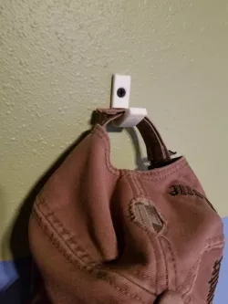 Hat hook for wall