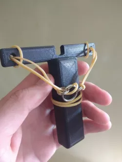 Little hand bow