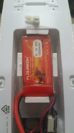 Parkzone Sport Cub Floureon 3s lipo clip