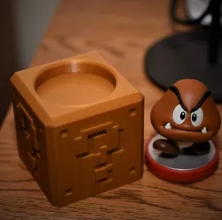"?" Block Amiibo Holder 64X64X64