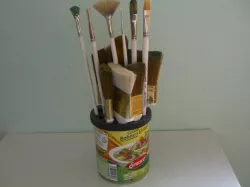 Brush holder for Bob Ross brushes