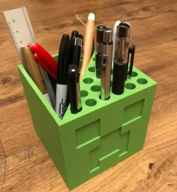 Creeper Desk Tidy
