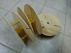 Masterspool with flat sides and printed distances