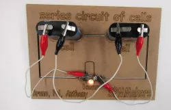 Series circuit of cells