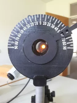 Angle adjustable polariser and Lambda/4-plate - Polarisator mit Winkelskale