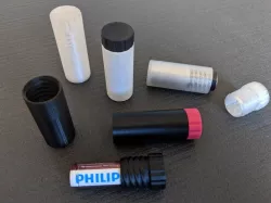 Battery vial with screw cap V2 (AAA, AA, C, D, 18650)