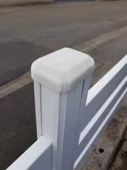 Capot barrière