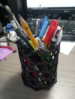 Girih Lace Pen Holder