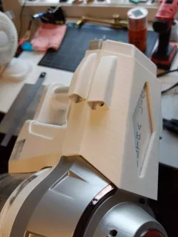 Hoover exhaust shroud