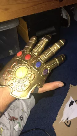 Infinity Gauntlet articulated fingers for glove
