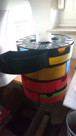 Spool storage for Innofil3D 750g spools