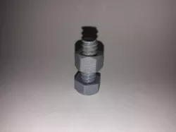 Tornillo y Tuerca 
