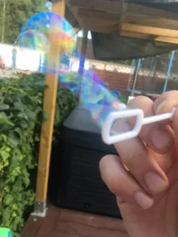 Bubble blower