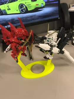 Dual action base for SD figures 