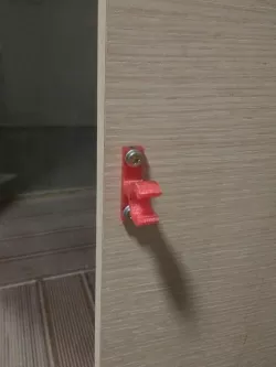 Door catch angle / loquet de porte